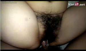 Clip sex phang em Trang quận 9 bím lênh láng nước